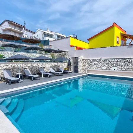 Vivien 2 - Hr-10640-02 By Interhome * Crikvenica